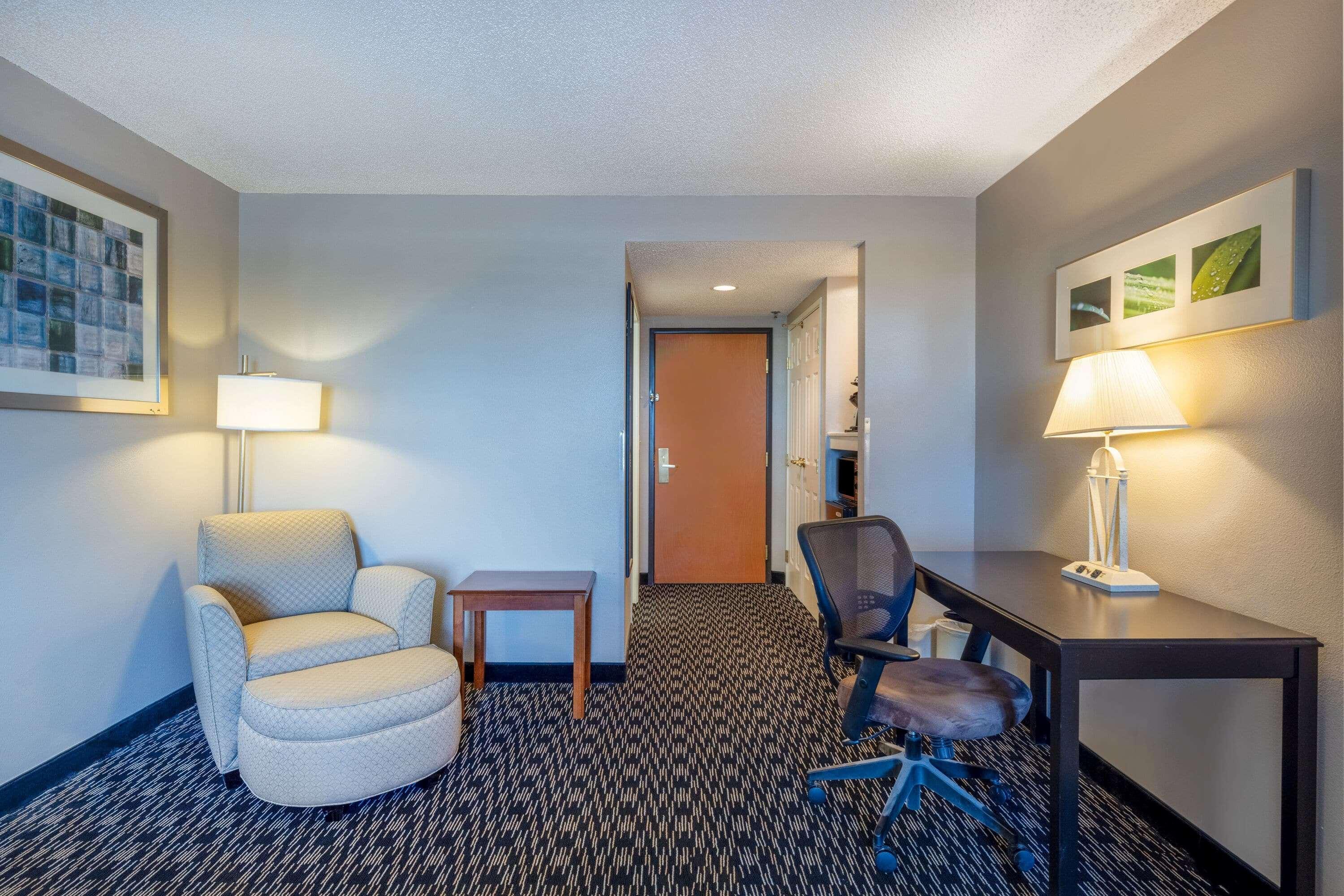 Hotel Wingate By Wyndham Gillette Esterno foto
