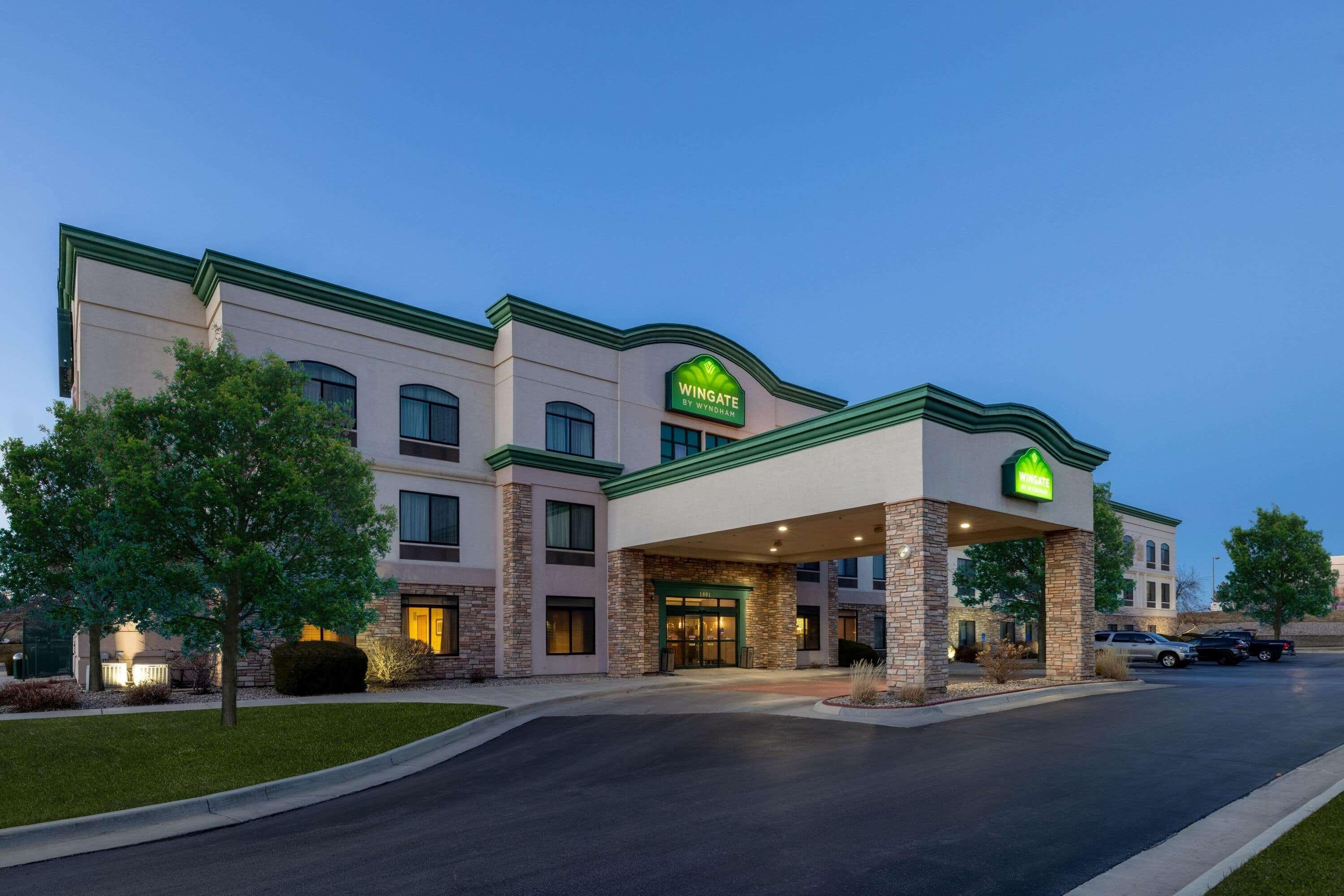 Hotel Wingate By Wyndham Gillette Esterno foto