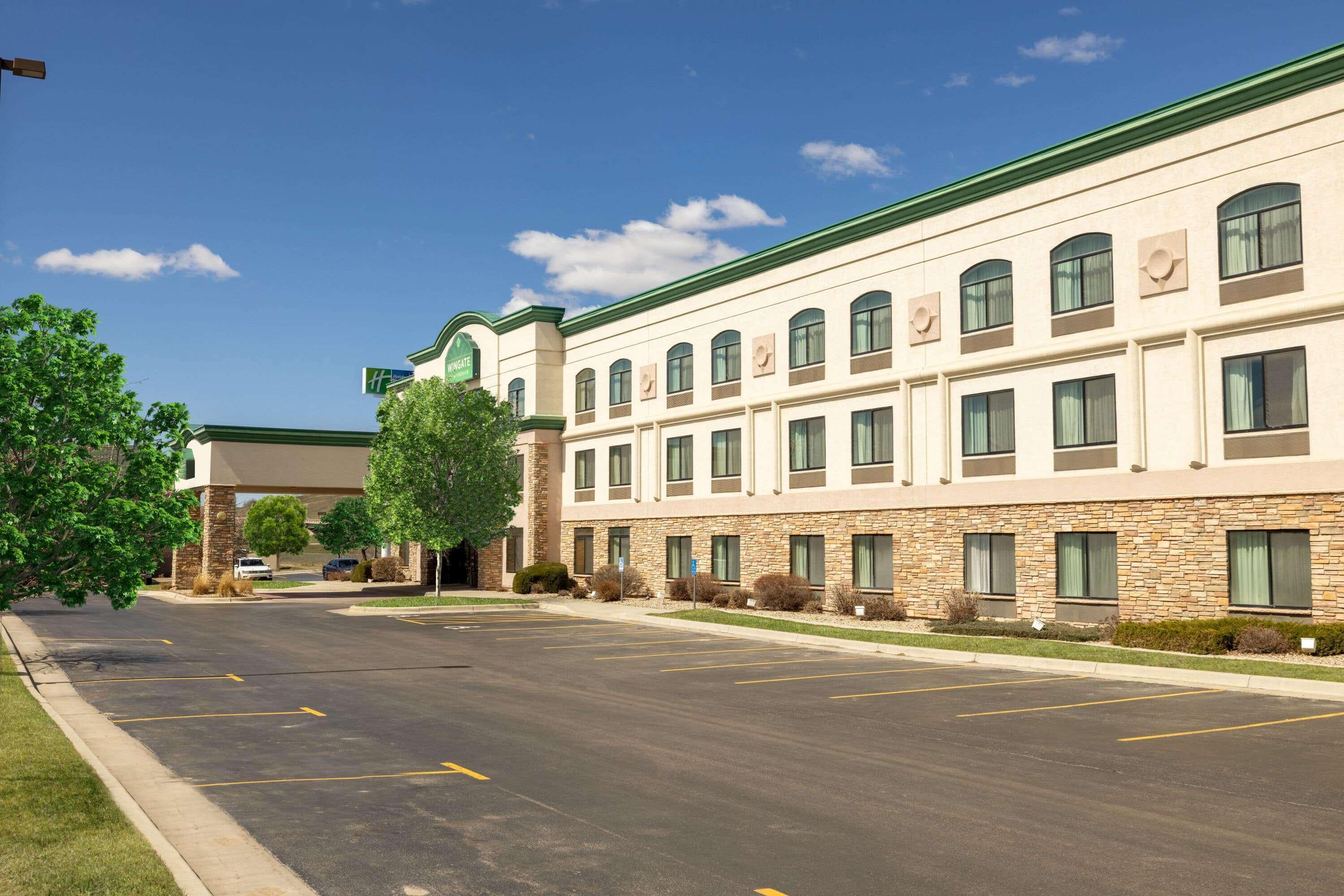 Hotel Wingate By Wyndham Gillette Esterno foto